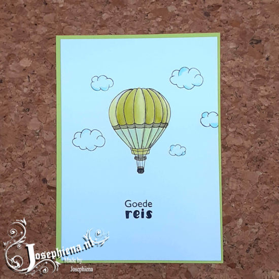 Groene Luchtballon Kaart met Reiswens en CraftEmotions Stempel - Stap voor stap DIY creatie met luchtballon illustratie en distress ink detail. Ontdek de video tutorial voor het maken van deze inspirerende reiskaart.